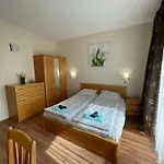 Apartman Grenada - By The