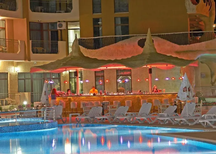 Grenada - By The * Sunny Beach