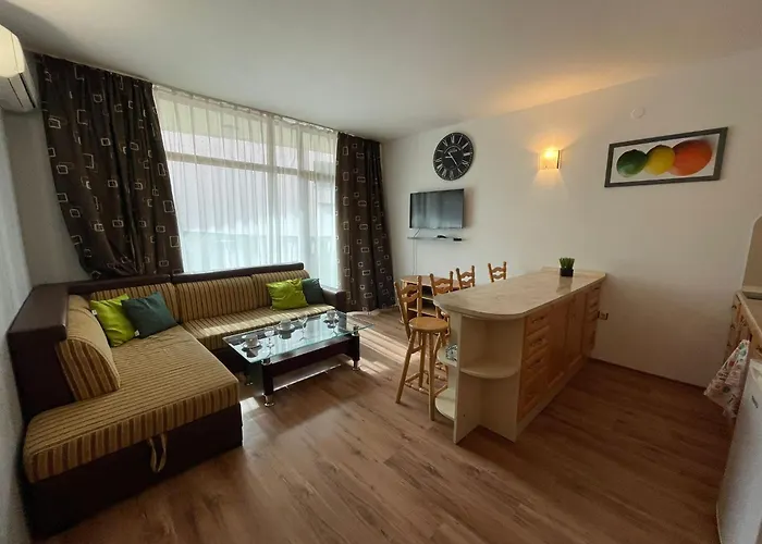 Grenada - By The Apartament *