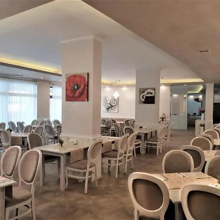 Apartament Grenada - By The Sunny Beach