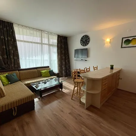 Grenada - By The Apartman *